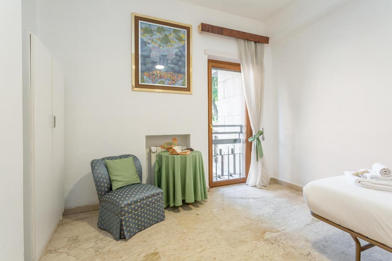 St Peters Garden 3 Bdr Apartment Рим Екстериор снимка