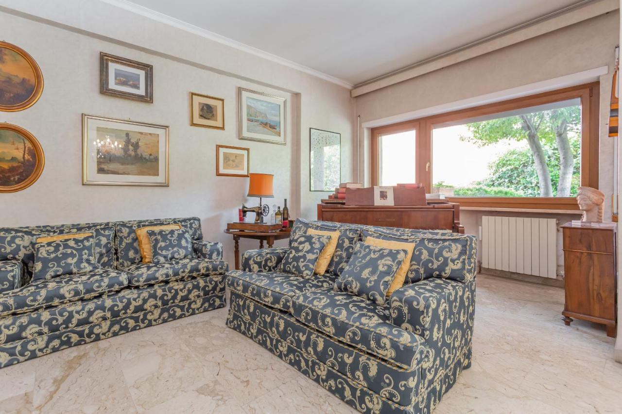 St Peters Garden 3 Bdr Apartment Рим Екстериор снимка