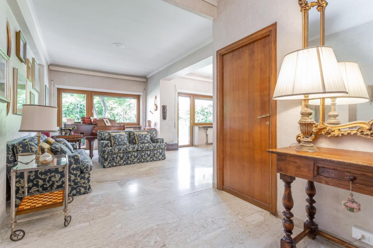 St Peters Garden 3 Bdr Apartment Рим Екстериор снимка