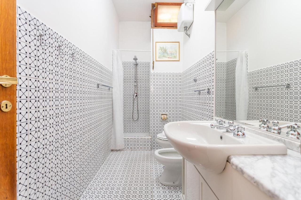 St Peters Garden 3 Bdr Apartment Рим Екстериор снимка